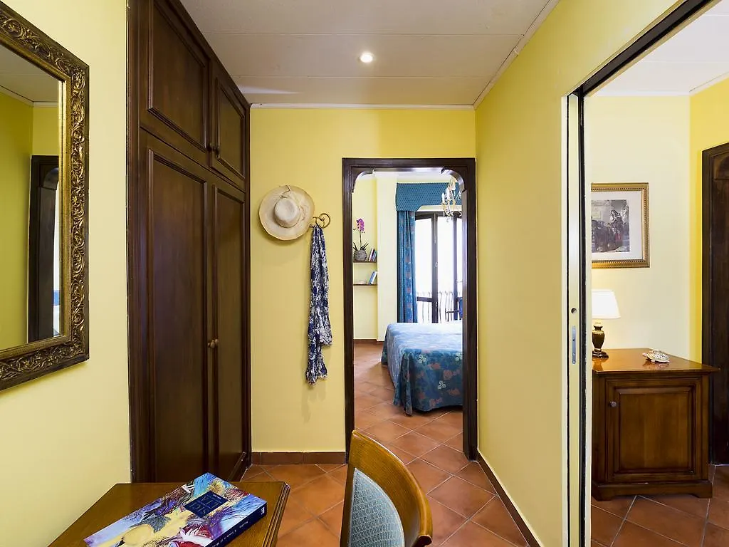 Hotel Sirius Taormina 4*,