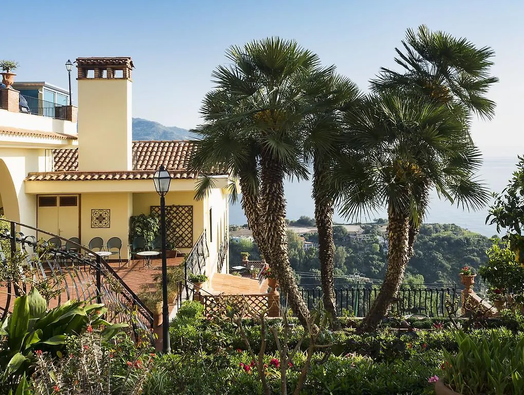 Hotel Sirius Taormina 4*,