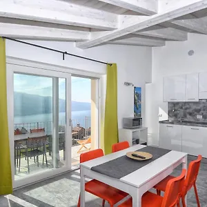 Casa Negli Ulivi , Tremosine Italië