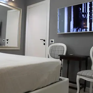 Apartment Jacuzzi By Parmacentro Parma